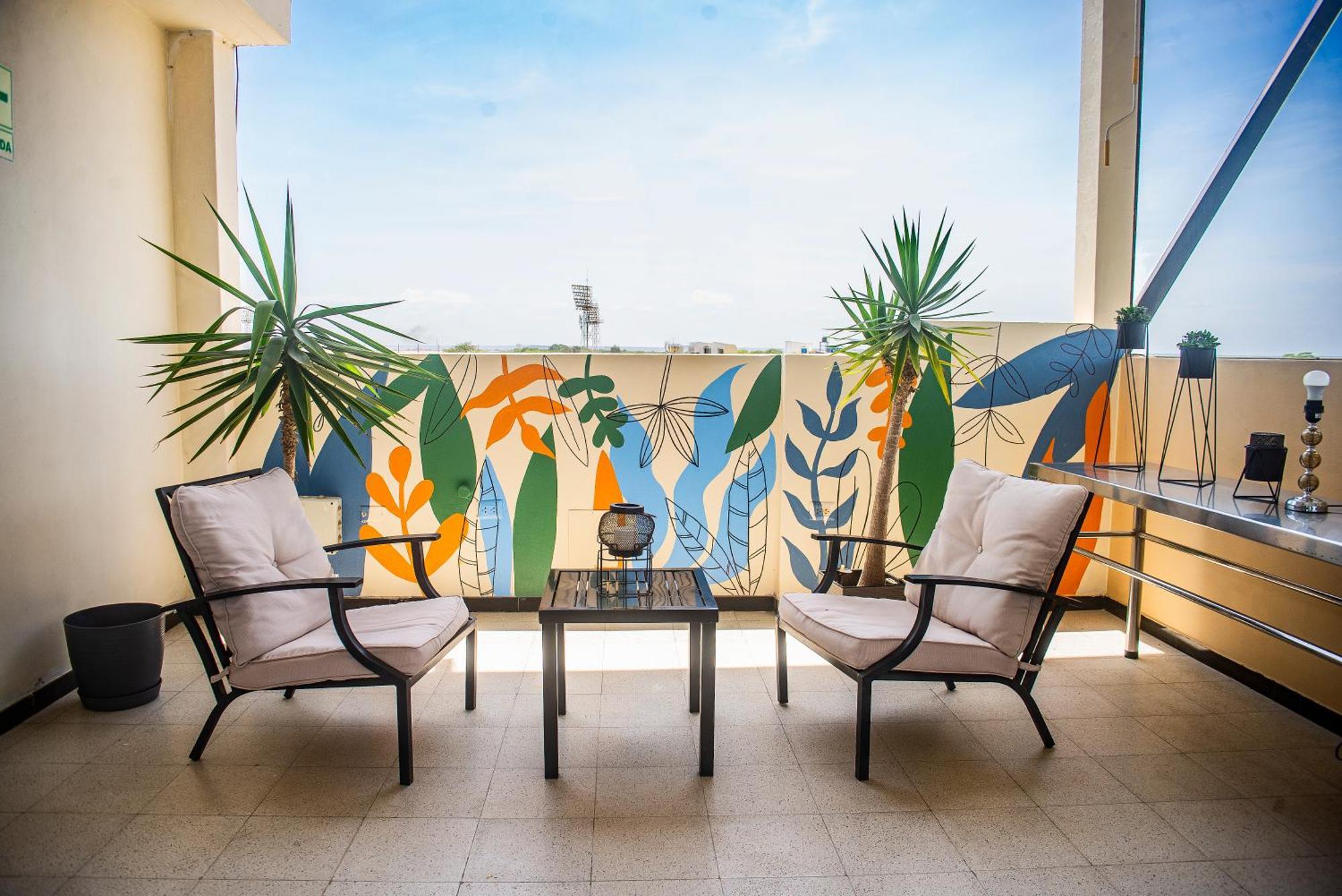 Lc Hoteles Piura Luaran gambar