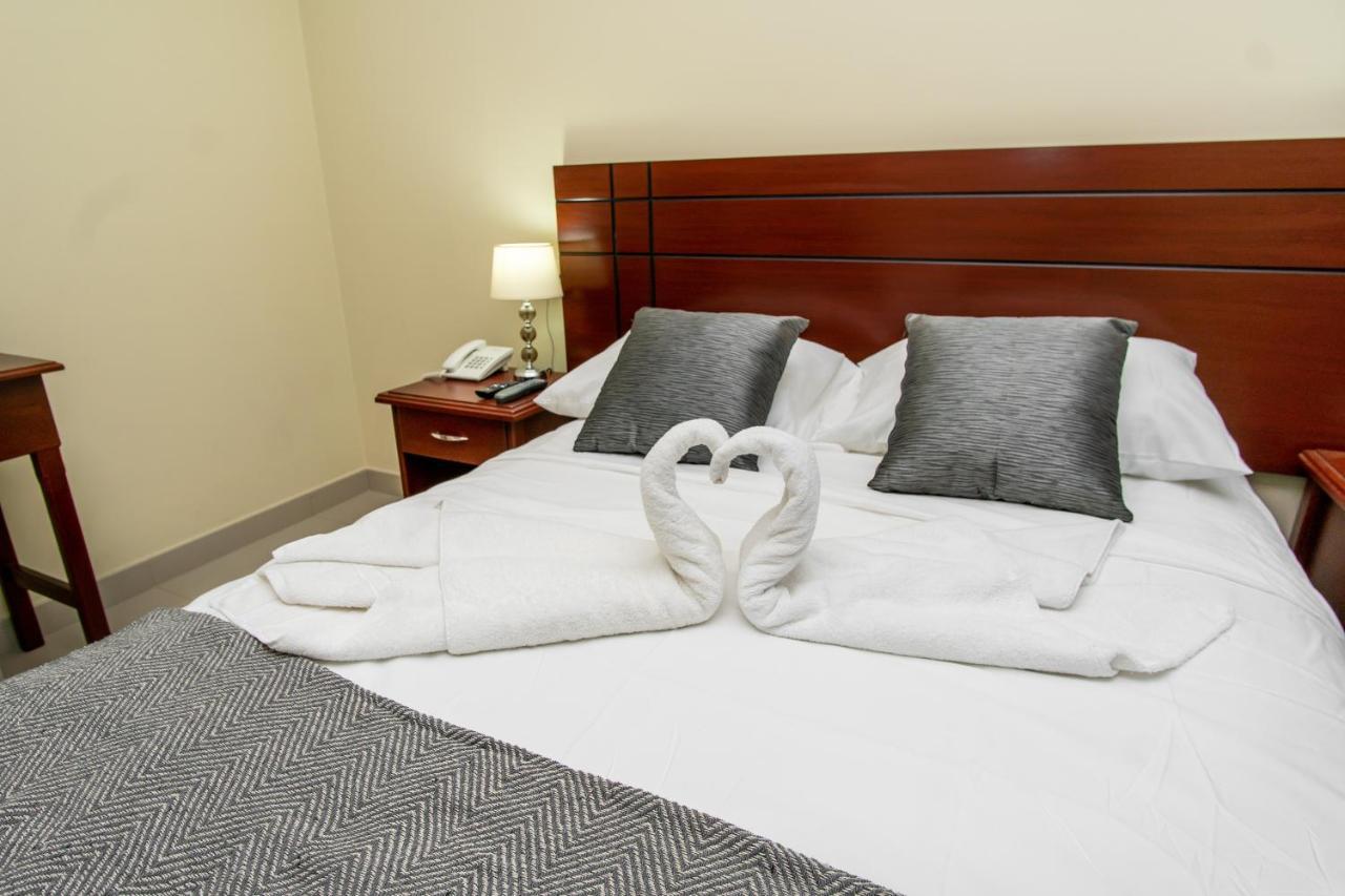 Lc Hoteles Piura Luaran gambar