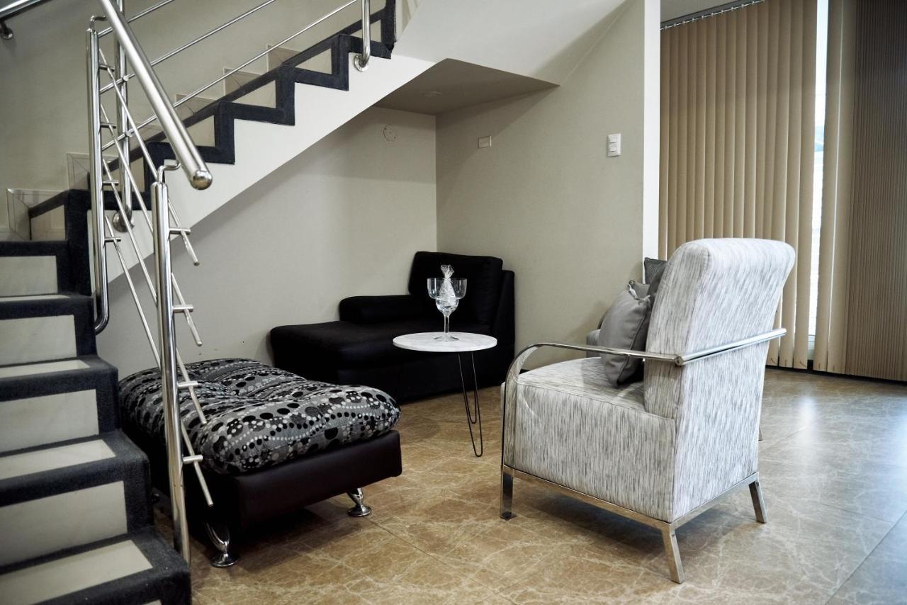 Lc Hoteles Piura Luaran gambar