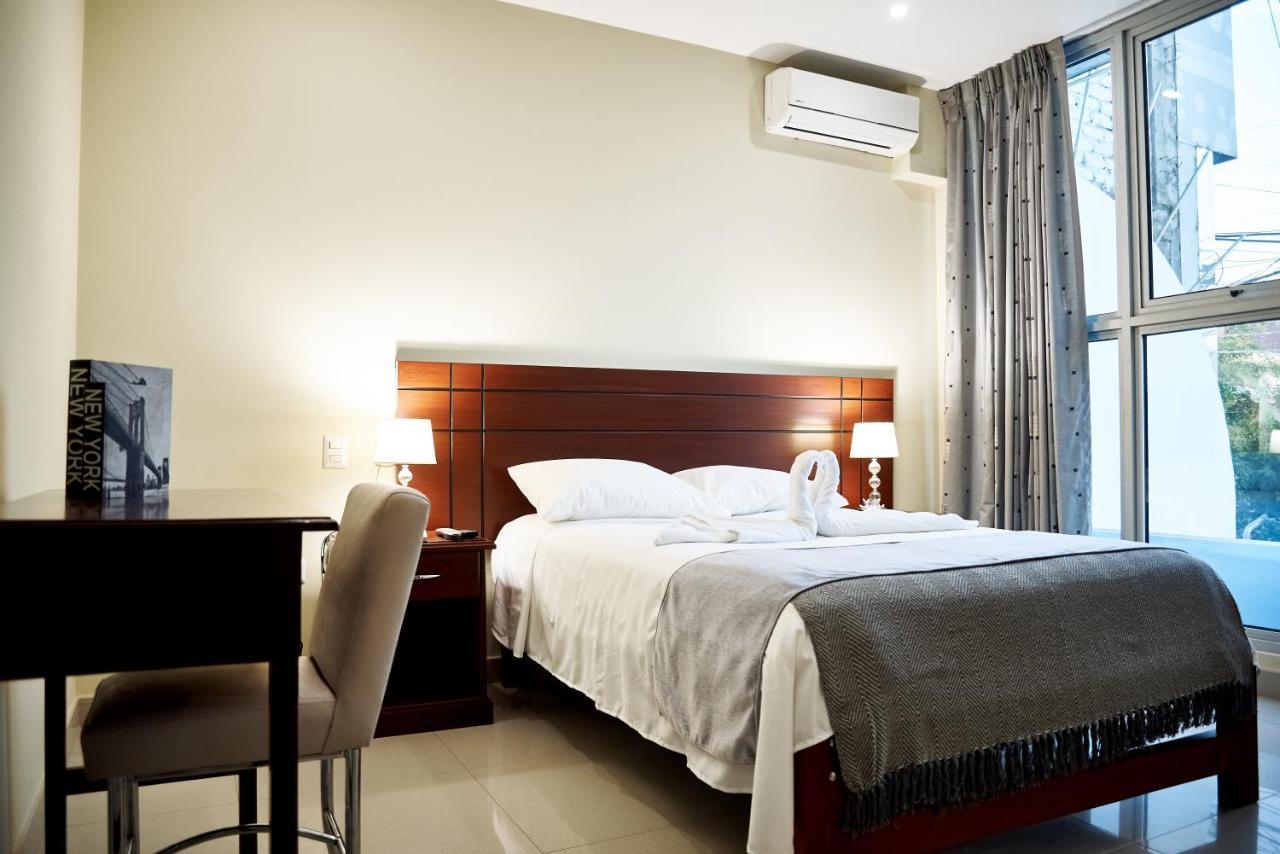 Lc Hoteles Piura Luaran gambar